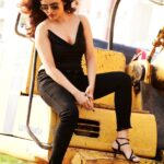 Sony Charishta Instagram - ##🖤🖤🖤 #look #loveyourself #reels#fastionblogger #instastyleblogger #instrafollow #instalike #instaindia #blacklover🖤 #blacklove #sonycharishta #sonycharishtafanc #indianactress #instadaily #tollywoodactress #telugu #hyderabadi #indiapictures #instablog #sexydresses #blondehair#kollywoodactress #boldandbeautiful #sizzler #tamilactress