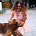 Sony Charishta Instagram - #😊🤗 #smiles #positive #spreadlove #spreadpositivity #teluguactress #tamil #sexyhair #sonycharishta#pictureperfect #sonycharishtafanc #dogsofinstagram #dog #dogphotography #dogoftheday #dogsofinstagram #kannda #fashionedit