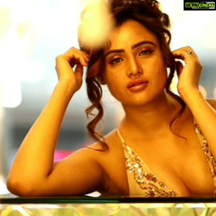 Sony Charishta Instagram - #ππ #tollywoodactress #intragram #reels #fashionedit #fashionlover #kollywoodactress #hotmodel #topmodel #trending #naturallight #fashionblogger #telgustatus #mollywodactress #makeup #eyes #fashionblogger #makeupforever #bollywoodstyle #bollywoodfashion #beauty #blogger #sexyactresses #sexystyle #socialmedia #toptags