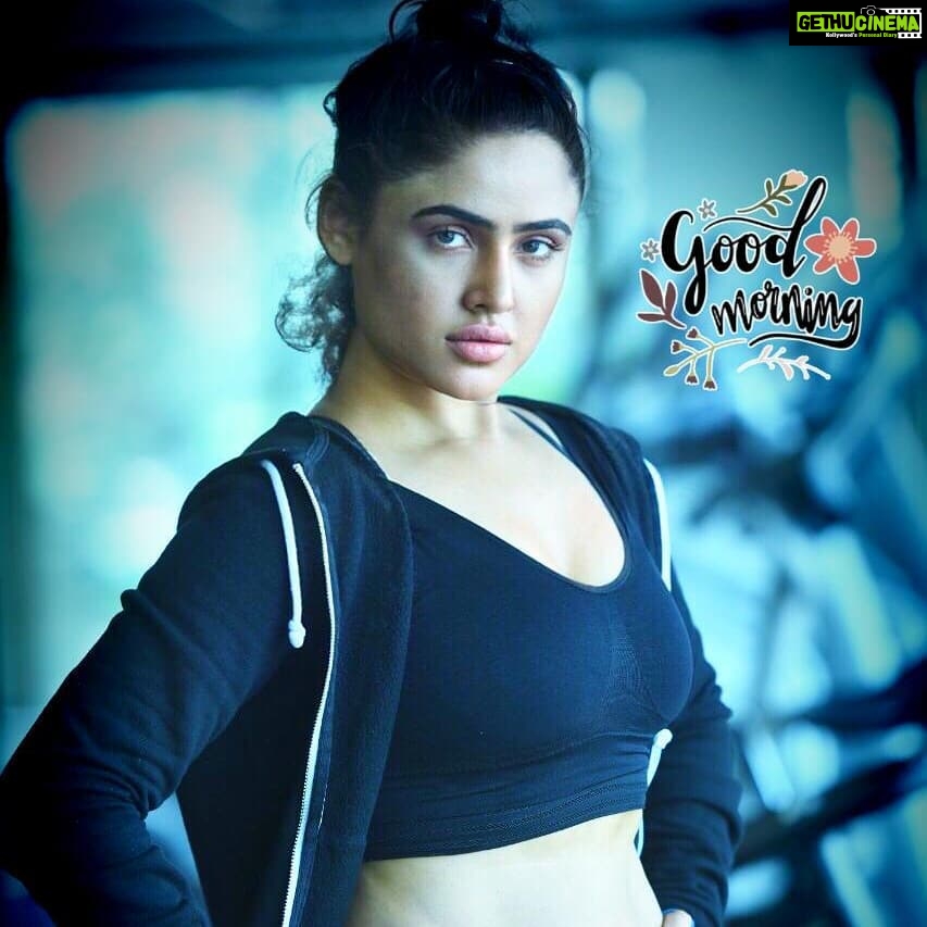 Sony Charishta Instagram - #goodmorning #😊😊😊😊😊😊😊😊😊😊😊😊😊 # #tollywood #tamilactress #telugu #teluguactress #goodmorningpost @filmygyan@namma.sandalwood @sandalwood.adda @kollywoodactress @kollywood.media @bollywood @filmyfocus @tamil @tamilsonglyricss
