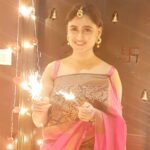 Sony Charishta Instagram -