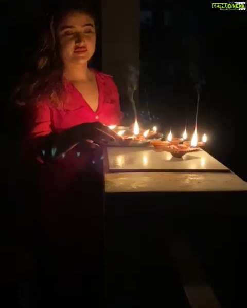Sony Charishta Instagram - Diya jalao aur andharako roshni sa bharo 🙏🙏🙏🙏🙏🙏🕯🕯🕯🕯🕯🕯🕯🕯💡💡💡💡💡💡💡💡💡💡🕯🕯🕯🕯🕯🕯🕯🕯