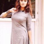 Sony Charishta Instagram -