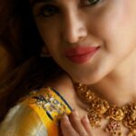 Sony Charishta Instagram - #✨ '#💛💛💛💛💛💛💛💛💛💛💛💛💛💛@manepallyjewellers_ . . . .. . . . . #sonycharishta #sonycharishtafanc #indianactress #teluguactress #tollywood#explorepage✨ #elegantjewellery♥️ #jewellery #jewelrydesigner #jewellerylover #templejewellery #traditionalwear #traditionaljewellery #reels #reelsinstagram #instatag #viral #vibe #indianactress #southactress #indianlook