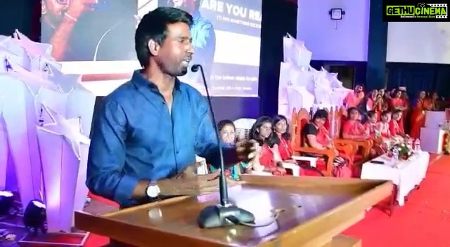 Soori Instagram - மதுரை லேடி டோக் கல்லூரியில் என்னை சிறப்பு விருந்துனராக அழைத்து உங்கள் அன்பால் என்னை பிரமிக்கவைத்தது என்றும் மறவாது!