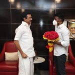 Soori Instagram - புரட்சி படைத்த முதல்வருக்கும் துணைநின்ற அவர் புதல்வருக்கும் வாழ்த்துகள்...🙏💐