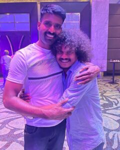 Soori Instagram - இனிய பிறந்தநாள் வாழ்த்துகள்💐💐 @VijaytvpugazhO தம்பி ❤️
உன் புகழ் வளர்க👍

#HappyBirthdayPugazh 
#HBDPugazh