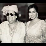 Sophie Choudry Instagram - Because everything about Bappida was iconic; his music, his voice & his style. His songs made us smile & dance. And that’s how I hope we will all remember him❤️ #BappiDa #BappiLahiri #puregold #raatbaaki #singingreels #bollywoodsongs #disco #gonetoosoon #discoking #sophiechoudry