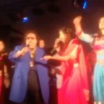 Sophie Choudry Instagram - Heartbroken💔So blessed to have spent so much time over the years with Bappida and the family. His songs, his voice and his style were all Iconic. He was pure Gold. Thank you for the music Bappida & for being such a Rockstar🙏🏼❤️❤️ Being on stage with you is a moment I will never forget❤️ Sending all my love & condolences to aunty, Bappa, Reema and the whole family #bappilahiri #discoking #legendsneverdie #bappida