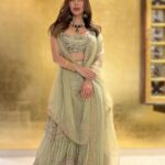 Sophie Choudry Instagram - Jhumkas heavier than your attitude🤩 #weddingvibes #desigirl #indianlook #lehenga #prettiness #jhumkas #indianjewellery #styleinspo #sophiechoudry #ootn