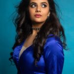 Sreemukhi Instagram - Going where the wind blows! ✨ Thank you Universe! I love you! ❤️ Outfit @navya.marouthu PC @chinthuu_klicks Make up @nookesh.malla Hair - Mahesh #sreemukhi