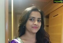 Sri Divya Instagram - When u want to annoy the person behind the camera - don’t give a proper pose 😝😄 Don’t you agree? @sri_ramya555 😂 #throwback #stayhomestaysafe