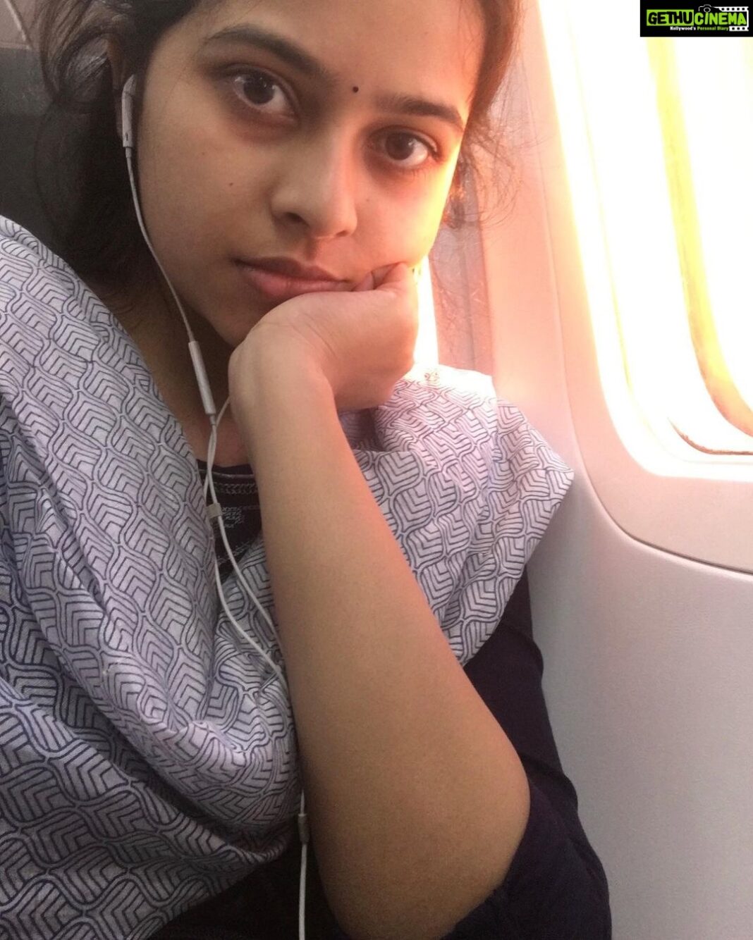 Sri Divya Instagram - #sunkissed 😌 #nofilters #nomakeup
