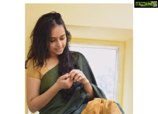Sri Divya Instagram - 📷 by @sri_ramya555 #sareelove ☺️