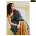 Sri Divya Instagram – Keep it simple.
📷 by @sri_ramya555 ❤️