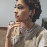 Sri Divya Instagram – #fromyesterday 
In 🖤 with this look !
Makeup by @rameshpanda.mua