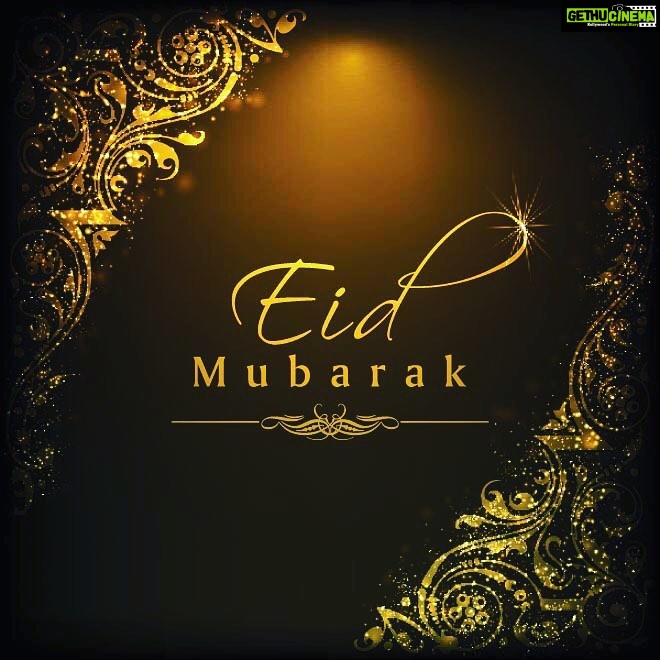 Sri Divya Instagram - A very happy #Eid #EidMubarak 😊