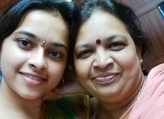 Sri Divya Instagram - Happy Mother’s Day to all the beautiful, wonderful, great mother’s out there 🤱 lots of love to you all 😚😚! #Love #Respect #Takecare your parents 💝🙏