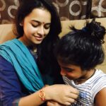 Sri Divya Instagram - When we don't have brother's !! #cuteneighbour #rakhiday #nogifts😜 A very #happyrakhi❤️ to all 😊😊!
