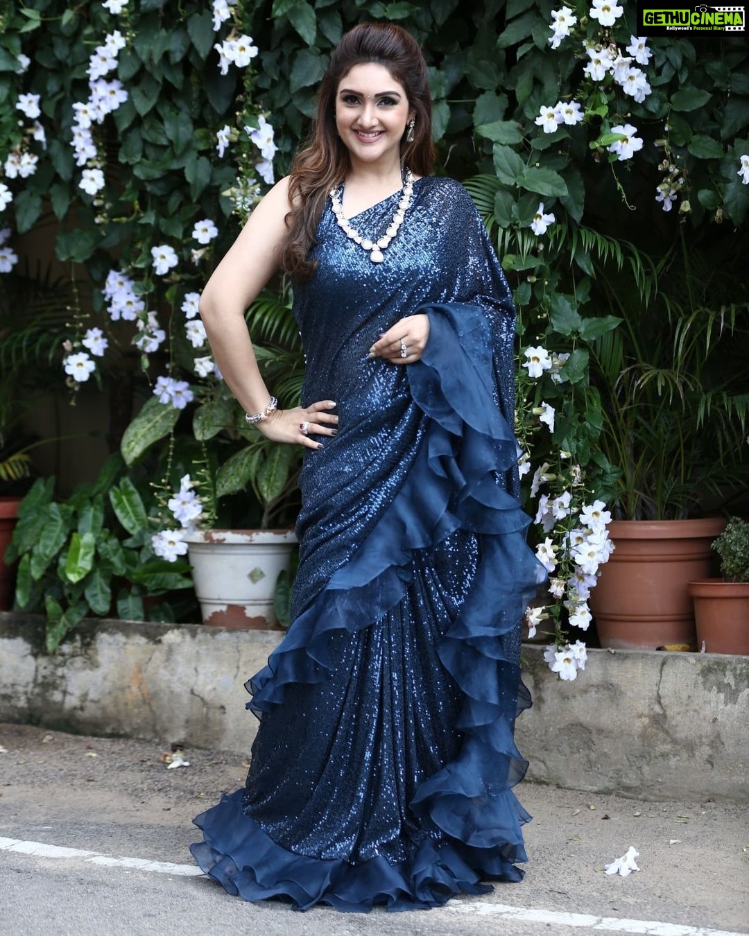 Sridevi Vijaykumar Instagram - Dream big..Sparkle more..Shine bright Completing my look with the trending sequins midnight blue saree from @neerusindia Jewellery @the_jewel_gallery #comedystars#starmaa#disneyhotstar#sunday#sequinsaree#shine#glitter#festive#glam#partywear#bling