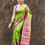 Sridevi Vijaykumar Instagram - May goddess Durga illuminate your life with countless blessings 😇 For#Comedystars#starmaa#sunday#dussera#dusseraspecial#festive #happynavratri#kanchivaram#silksaree#jewellery#indianwear#festivevibes Saree @brandmandir Jewelry @srjfinejewelry Styling @yaasha_veeramachaneni 📸 @chinthuu_klicks