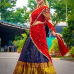 Sridevi Vijaykumar Instagram - #comedystars#starmaa#sunday#sundayfunday#entertainment#comedyshow#disneyhotstar Outfit @kowshiki_couture Jewellery @the_jewel_gallery Kemp bangles @sanvi_creations_ 📸 @v_capturesphotography