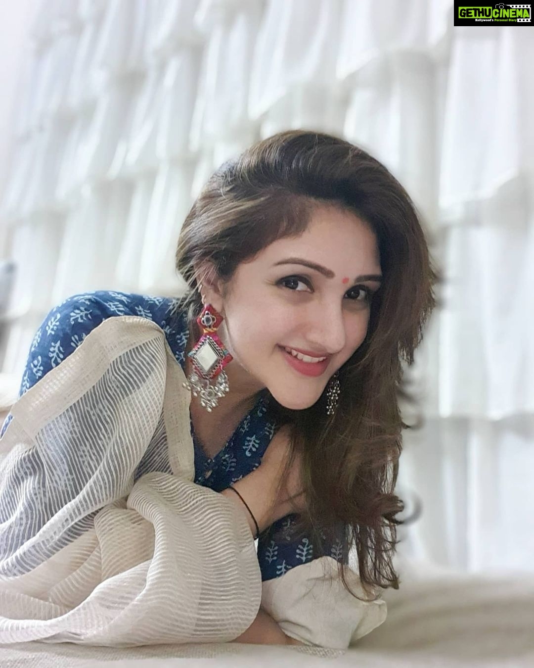 Sridevi Vijaykumar Instagram - Good morning 🌞 happy friday🤗 #fridayvibes#weekendmood#happy#positivevibes#instagram#happypost#justlikethat