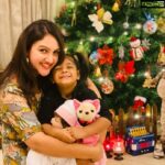 Sridevi Vijaykumar Instagram – Christmas vibes🎅🎊🎄🎁#favoriteseason#christmas#happytimes
