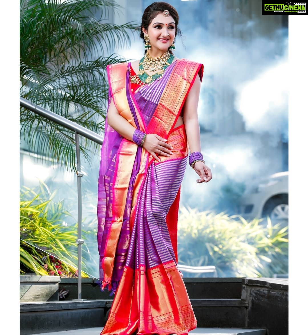 Sridevi Vijaykumar Instagram - #kanchipuramsaree#pattusaree#traditional#ethinic#jewerly#antiquejewelry#bridal#festive ๐๐งก