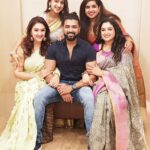 Sridevi Vijaykumar Instagram – We cry we laugh  we play and fight
We shared happiness and sorrows
Which made our bond stronger😇🧿
Your a God’s blessing to US Anna❤👭🕺👭 love you a lot 🤗 happy Raksha bandhan #familyfirst#mybrotherstrongest#togetherness#rakhi#arunvijay#kavitha#anitha#pritha#sridevi#vijaykumar#myfamily@arunvijayno1