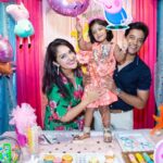 Sridevi Vijaykumar Instagram - Rupikaa's birthday celebrations🎂🥳#myprincess👑#mybabydoll#partytime#3rdbirthday#sridevi#rupikaa#peppapigtheme