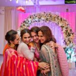 Sridevi Vijaykumar Instagram - Sister time❤ loving this📸😍#wedding#celebrations#sistersforlife#family#candidpic😍