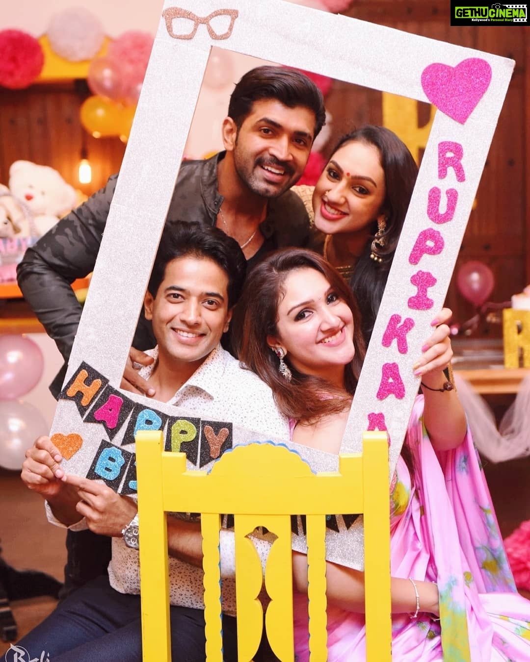 Sridevi Vijaykumar Instagram - Birthday celebrations💖🎉🎁👸🎂#rupikaa#2ndbirthday#sridevivijaykumar#birthdayfun#mybabydoll#princessofthefamily👑🎀#loveyousomuch😘
