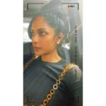 Sriya Reddy Instagram - Bored look or is it you are dead look !