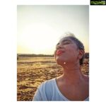Srushti Dange Instagram - Sun kissed ☀️ morning #sundayvibes