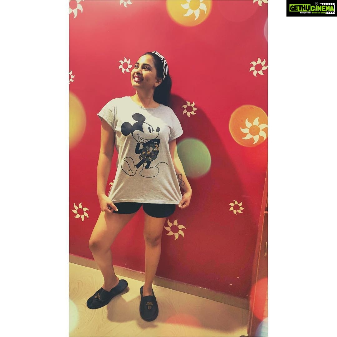 Srushti Dange Instagram - Pjâs night đ 5 days to Christmas đđŻââď¸ #haveyourcakeandeatittoo #disneyworld #mickeymouse #disneygirl