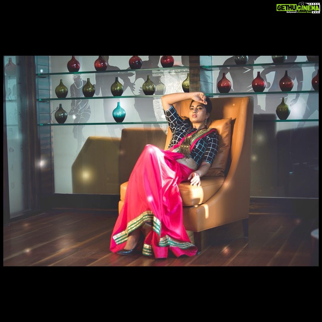 Srushti Dange Instagram - “In the world full of trends I want to remain classic”