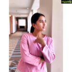 Srushti Dange Instagram - “ Be a flamingo in a flock of pigeons “ 📸 @praveenraja #mondaymood