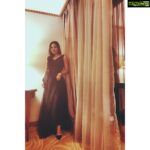 Srushti Dange Instagram - Shine like a Dimond 💫 #natchathiravizha2018 styled by @joycrizildaa super obsessed with my Aldo shoes 👠