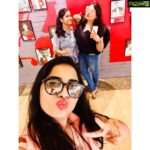 Srushti Dange Instagram - Hey BFF happy big fat birthday 🎂 @swap.sing and I know we decided that I should right a nice stuff about us & less Sarcasm {since sarcasm is my middle name} 🤣 so here We go honestly I feel grateful & blessed to have you in my life, you’re such an amazing gorgeous person that anybody would be so lucky to be able to even get to know you. You are my sister from another mother 😉 you are my other half (Gemini Girls) hey on the flip side you’re the worst setup track record of anyone ever. A bestfriend is someone you can count on wholeheartedly someone you can trust to tell your deepest & darkest secrets to & have to worry in the world that rumor will spread through the town 🤣🤣🤣 (kidding) And I guess @mistryraval Will agree with me on this you are someone who can get on my nerves 🤪 But at the end of the day i know you will always have my back & best interest at heart ❤️ you are someone who supports my every decisions even if you may not always agree with. Great friend who is honest enough to tell you the truth & loyal enough to remain by your side. You are my chosen family. So here’s 🥂 to my Gemini partner another year of us laughing to our own jokes, dealing with stupid people & keeping each other sane 😘✨🌟💫 Love you Bea 💋 Happy birthday 🎉