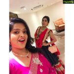 Srushti Dange Instagram – Wedding chaos Hundreds of hugs, thousands of inside jokes, millions of smile & billions giggles, zillions of gossip xoxo 💋 @pradeepa84 ✨💫🌸🦋 #bestfriendsbrotherswedding