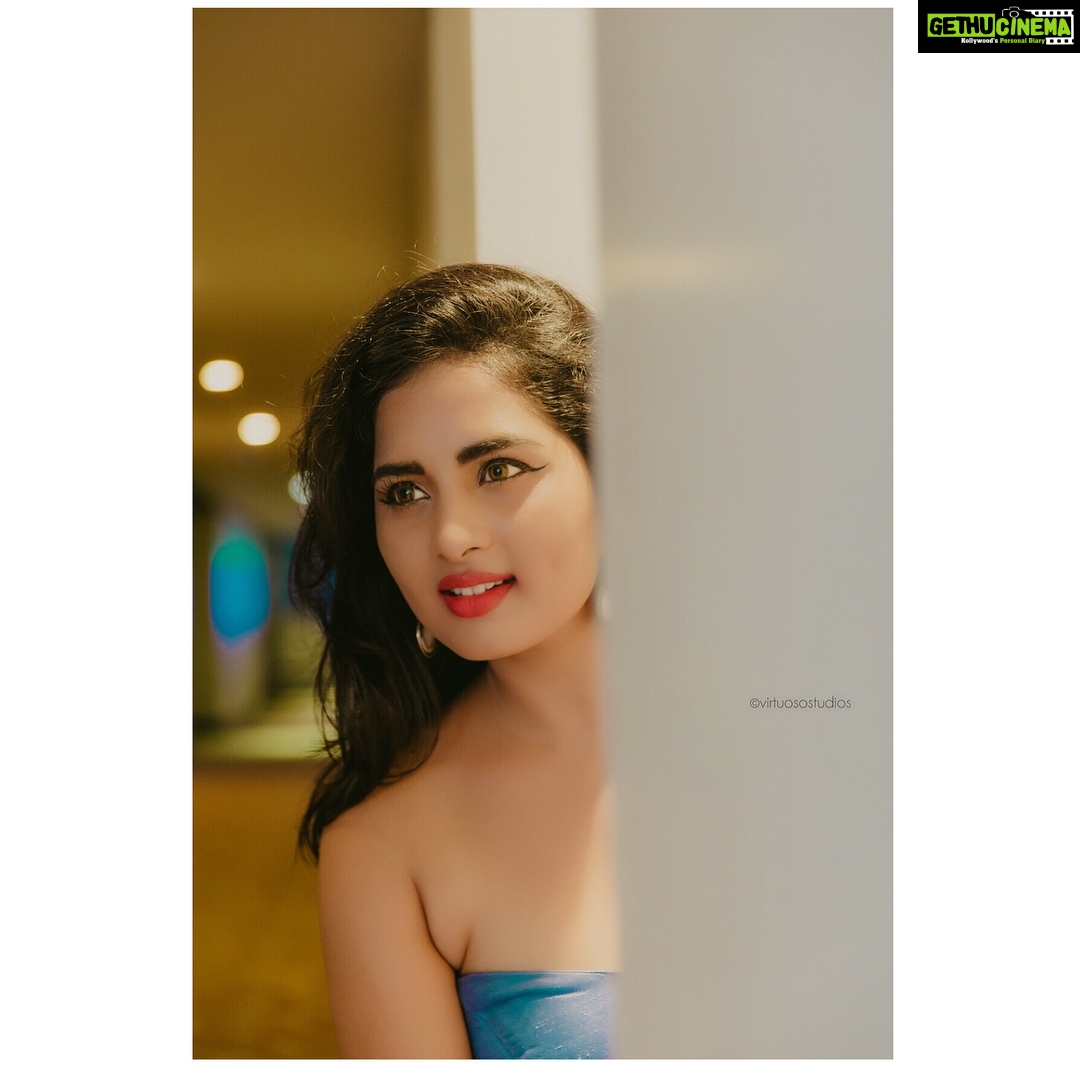 Srushti Dange Instagram - If you ever find yourself in the wrong story......LEAVE. “MO Willems” @sidneysladen love your gown 😘❤️and thank you🙏🏻 MUA @makeupartistrybykavithasekar style by @puraniii 📸 @virtuosostudios @santhoshgunasekar @vigneshveeracholan