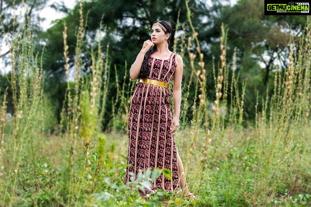 Srushti Dange Instagram - Forest queen just made me felt Royal. Thanks for the this click @johan_sathyadas