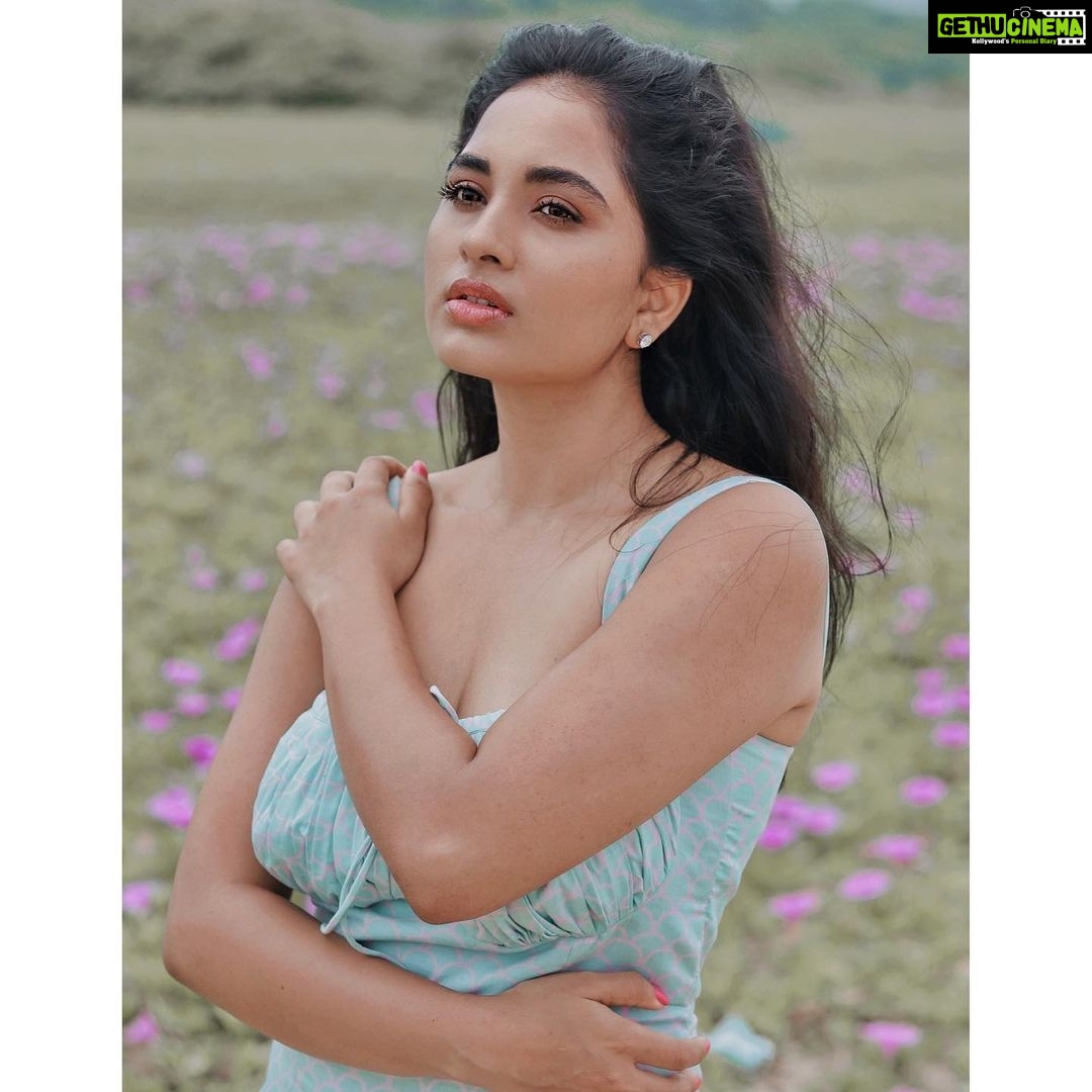 Srushti Dange - 38.4K Likes - Most Liked Instagram Photos