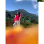 Srushti Dange Instagram – The mountains are callin and I must go ⛰ 

#love #instagood #fashion #photooftheday #beautiful #photography #happy #picoftheday #cute #follow #nature #travel #instagram #style #summer #srushtidange #survivortamil #instafdaily #girl #fun #beauty #smile #ootd #amazing #sunset #instamood #cool #landscape #holiday #pink