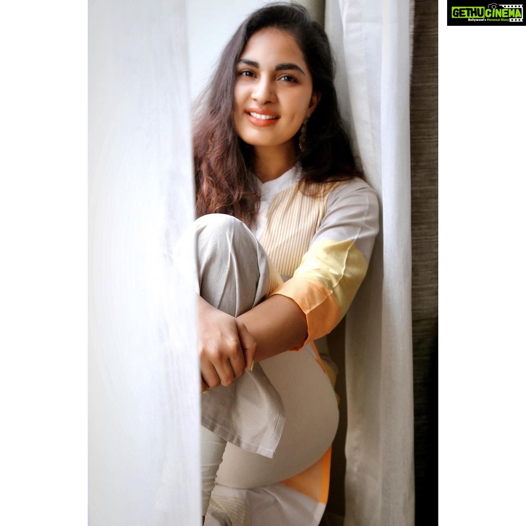 Srushti Dange Instagram Here s To A Grace filled Week Gethu Cinema Srushti Dange Instagram Here s To A Grace filled Week Gethu Cinema
