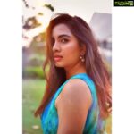Srushti Dange Instagram - SOMEDAY 💫☀️❤️ Styled by @dorothyjai Makeup 💄 @mua_supriya Hairdo by @banu_hairstylist_sareedrapist Photography by @sat_narain @dilip.sarangan