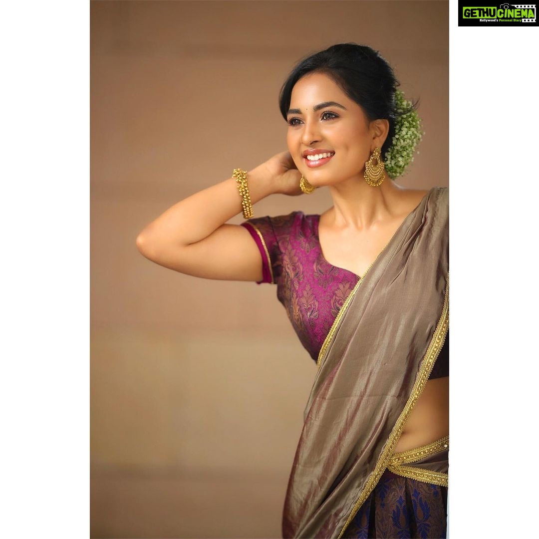 Srushti Dange - 38.2K Likes - Most Liked Instagram Photos