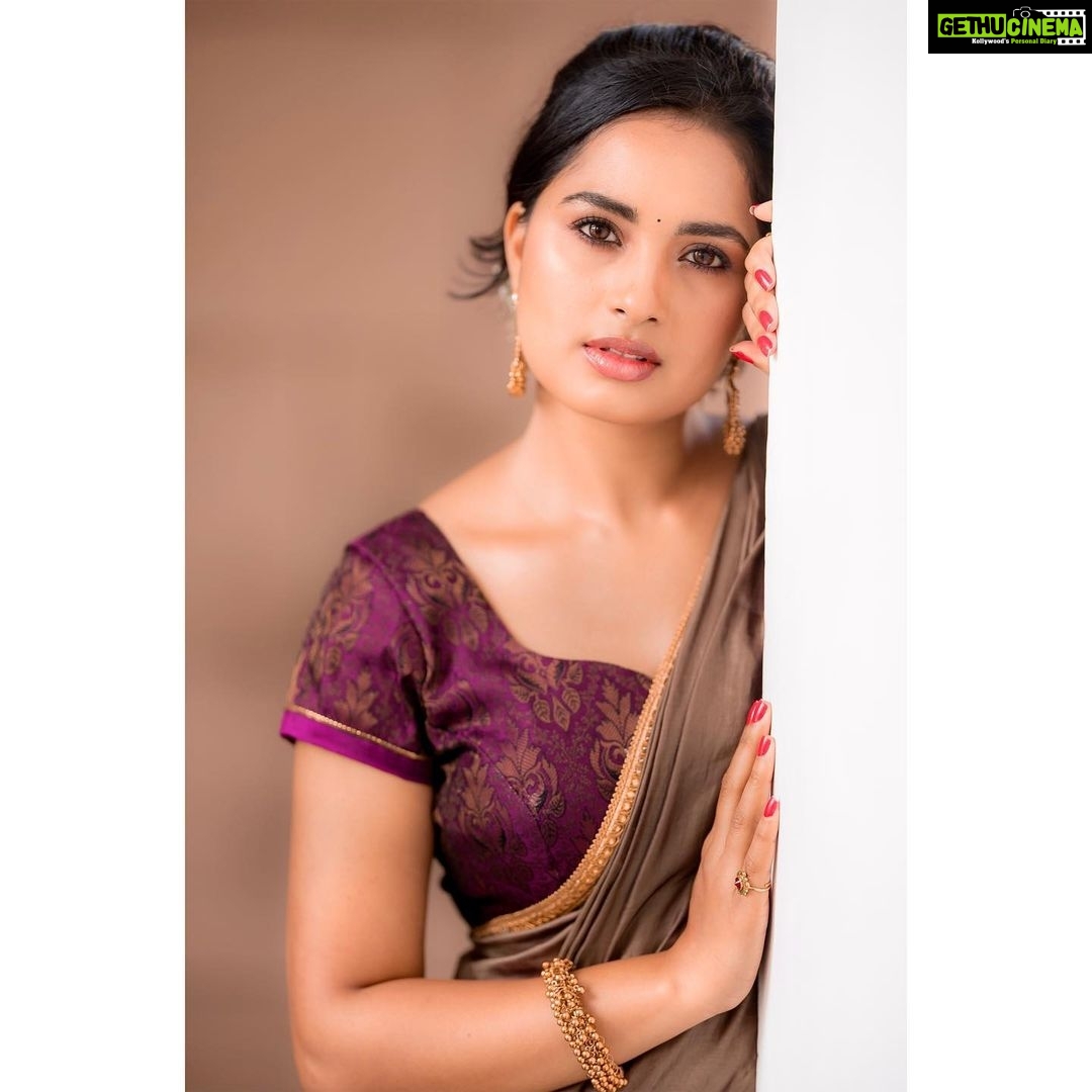 Srushti Dange - 38.2K Likes - Most Liked Instagram Photos