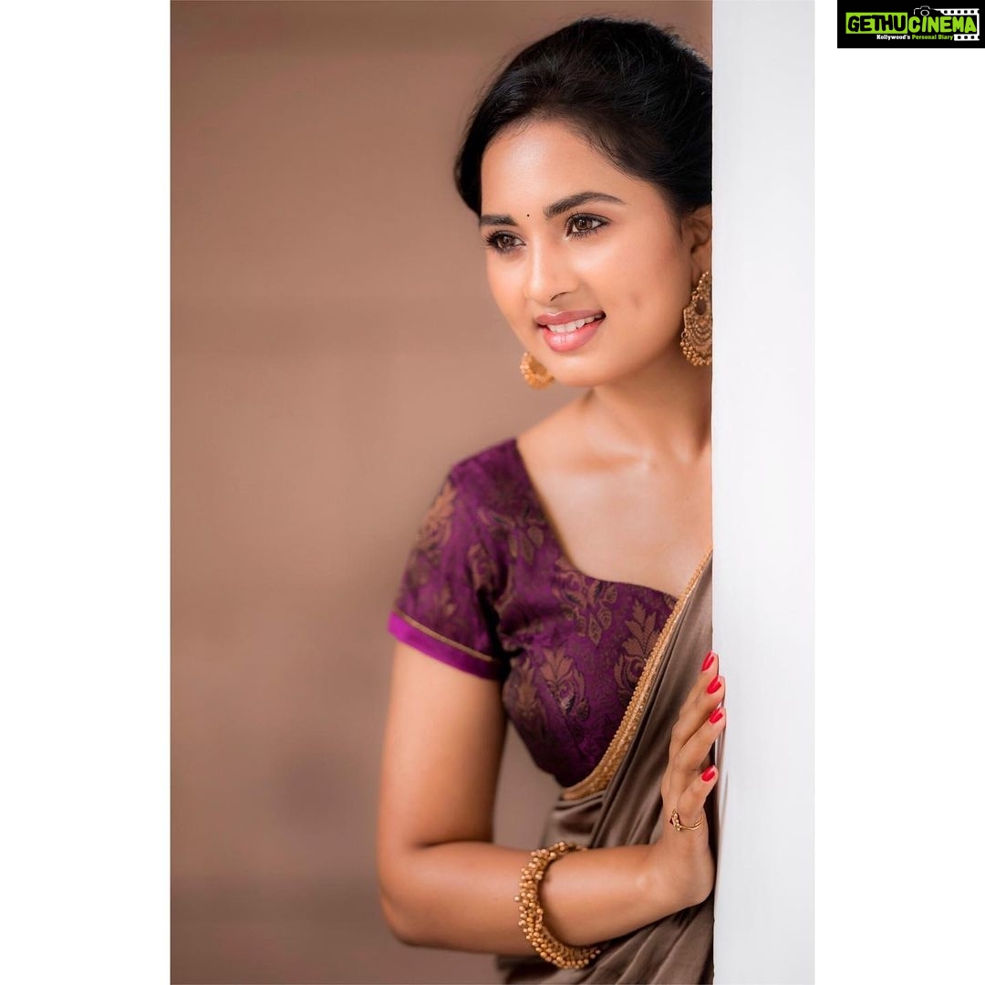 Srushti Dange - 38.2K Likes - Most Liked Instagram Photos